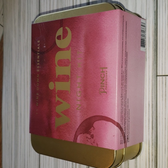 Wine Night Kit NWT - Picture 4 of 4